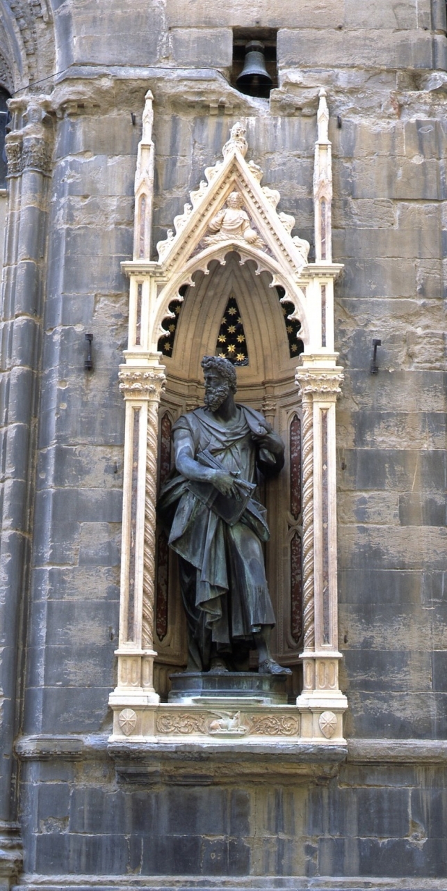simbolo di San Luca evangelista/ Cristo benedicente/ stemma dell'Arte dei Giudici e de i Notai (nicchia) di Lamberti Niccolò di Pietro detto Pela (inizio sec. XV)