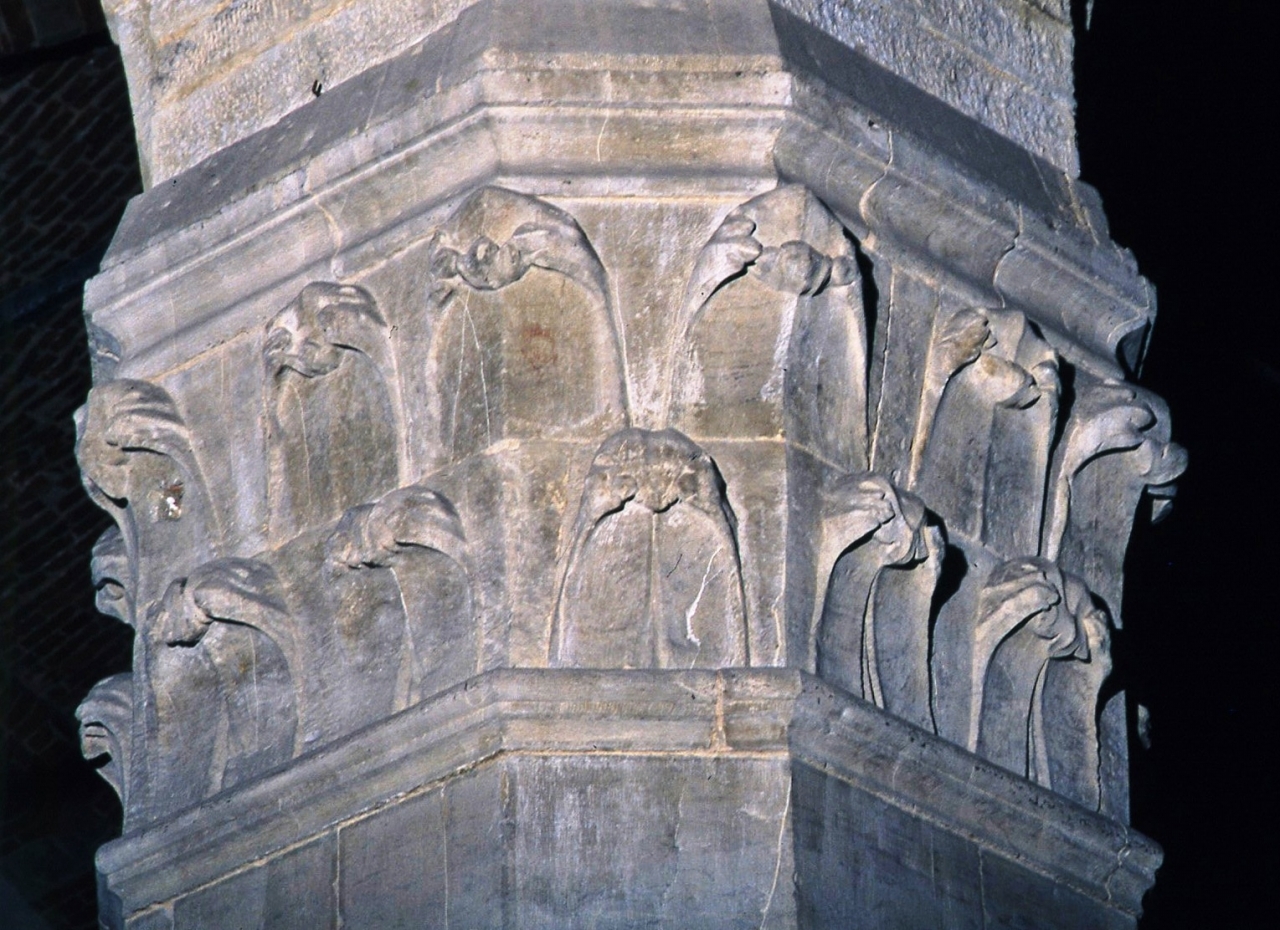 pilastro, coppia - manifattura fiorentina (ultimo quarto sec. XIV)