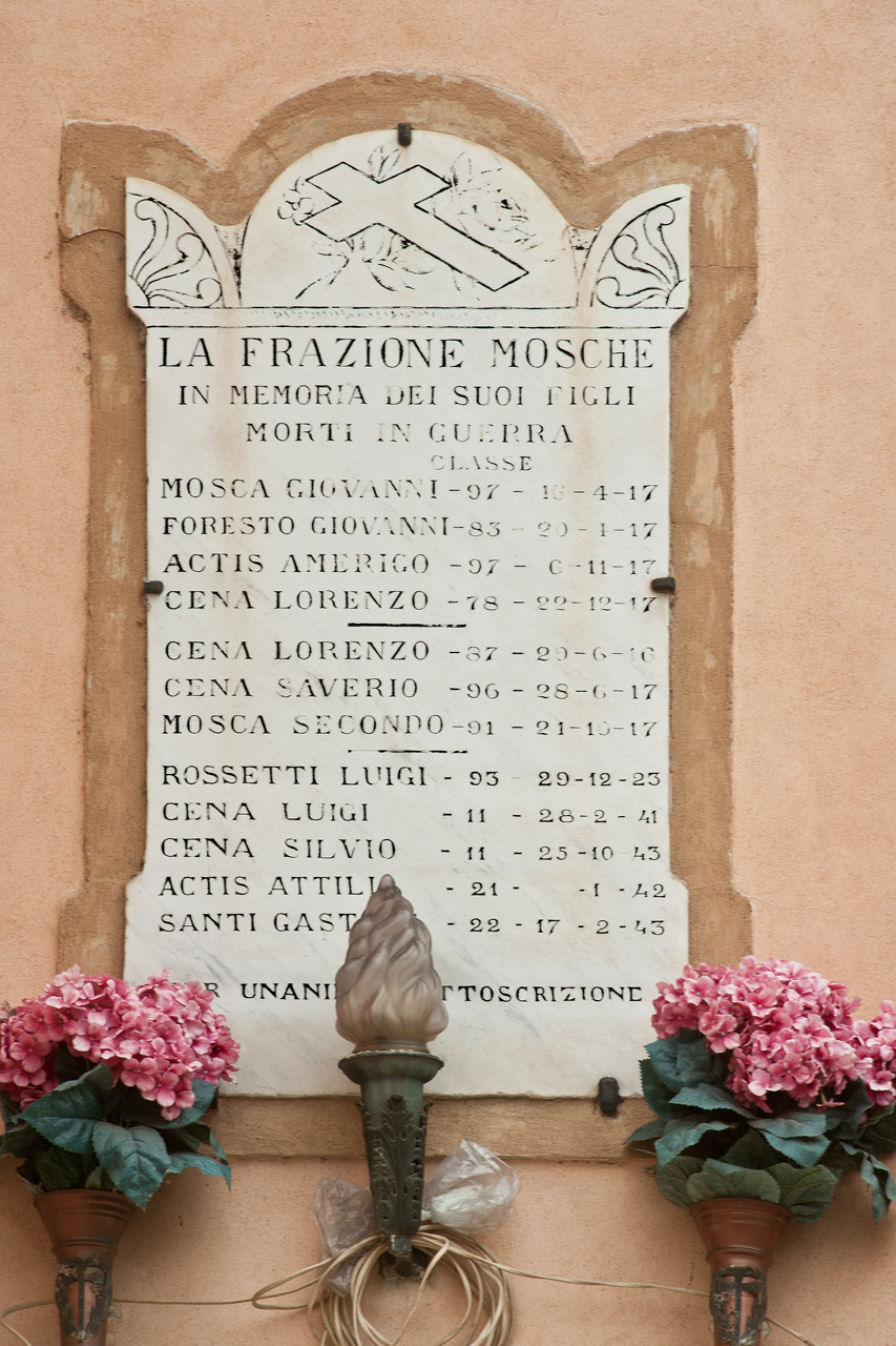 soggetto assente (lapide commemorativa ai caduti) - ambito piemontese (metà sec. XX)