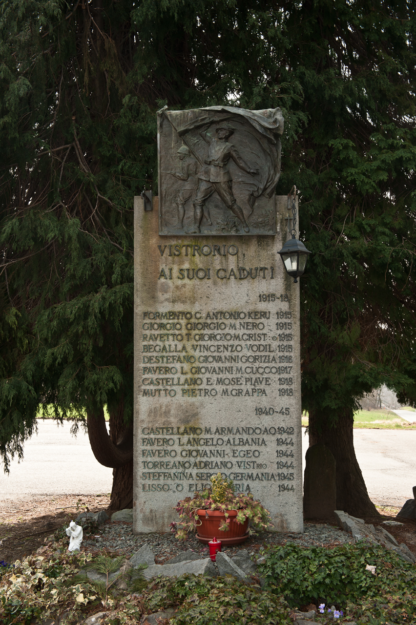 figura di soldato (monumento ai caduti - a stele) - ambito piemontese (primo quarto, terzo quarto sec. XX, Sec. XX)