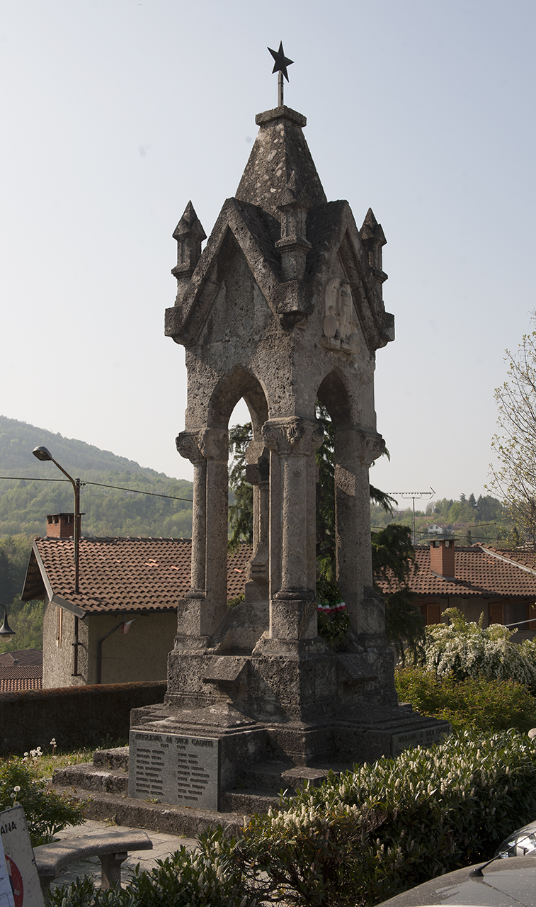 soldato con figure femminili, stemma comunale di Avigliana, allegoria della Vittoria come aquila (monumento ai caduti - a tempietto) - ambito piemontese (metà sec. XX)