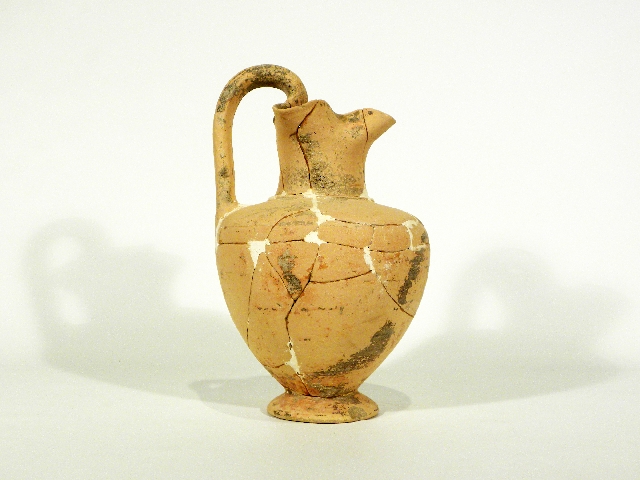 oinochoe (V a.C./ IV a.C)