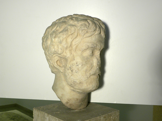 statua maschile/ testa (inizio II d.C)