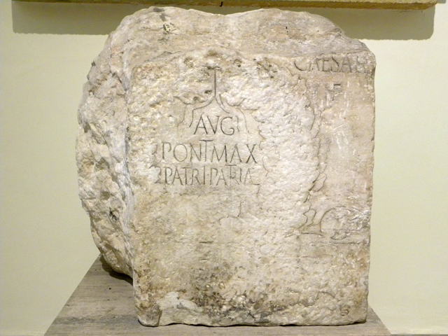 cippo (inizio Eta' romana imperiale)