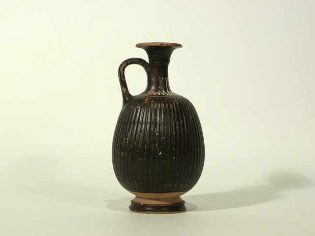 lekythos (fine/ inizio IV a.C/ III a.C)