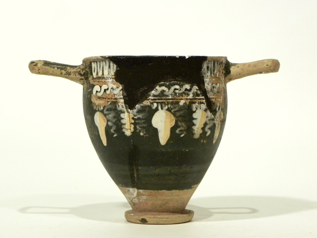 skyphos (ultimo quarto IV a.C)