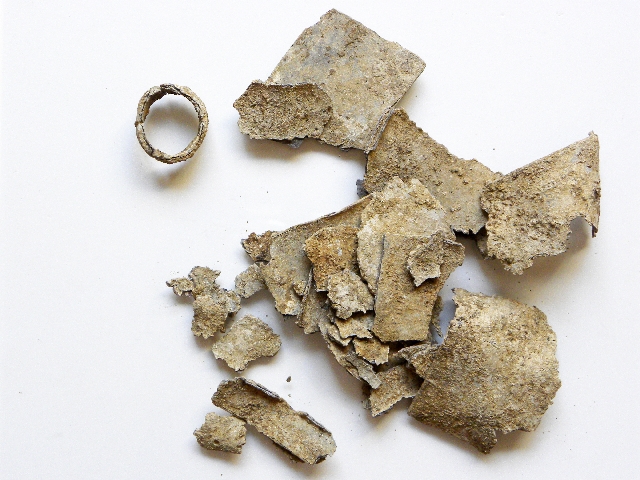 pisside/ frammenti (fine/ inizio III a.C./ II a.C)