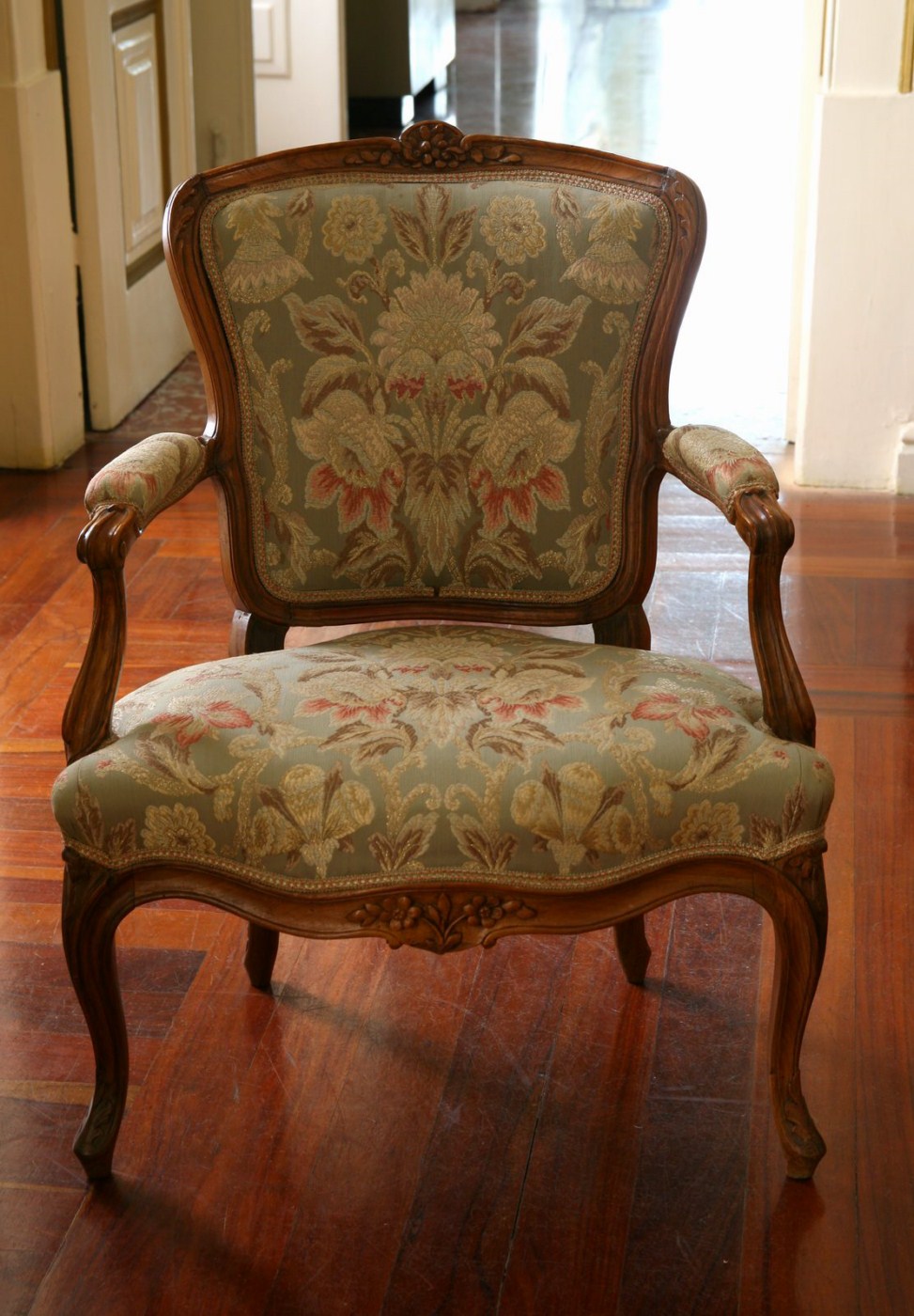 poltrona, serie - ambito italiano (inizio sec. XX)