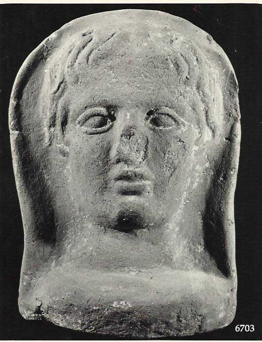 offerente "velato capite" (testa, Santoro, B3, III, terrecotte votive) (prima metà III a.C)