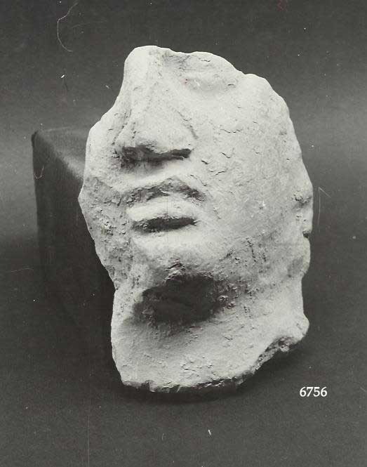 offerente (testa, Marinucci, fr. 39, terrecotte votive) (fine/ fine IV - III a.C)