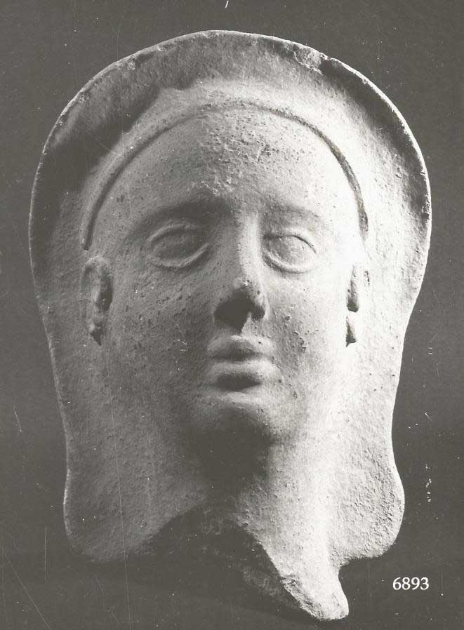 offerente "velato capite" (testa, Marinucci, L III a1 1, terrecotte votive) (fine IV a.C)