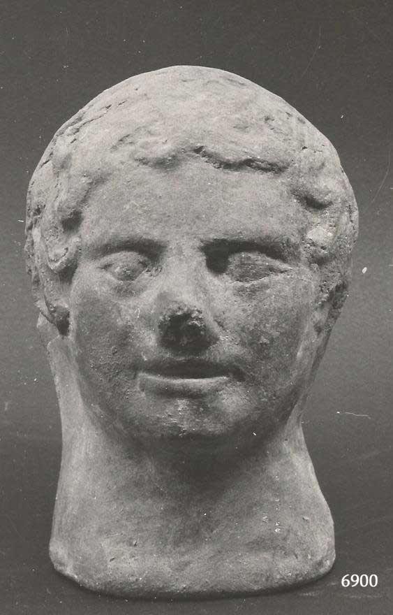 offerente (testa, D'Ercole, tav. 18 c, terrecotte votive) (III-II a.C)