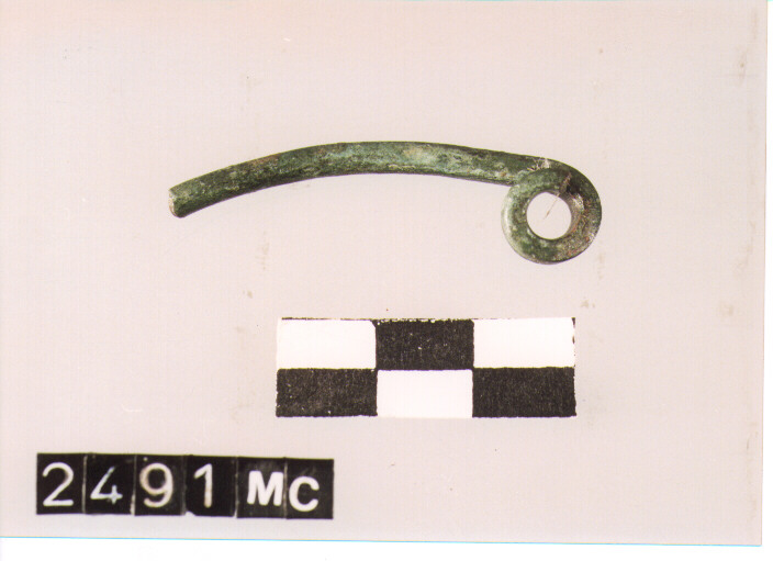 fibula/ frammento - CULTURA TOMBE A FOSSA (secc. IX/ VIII a.C)