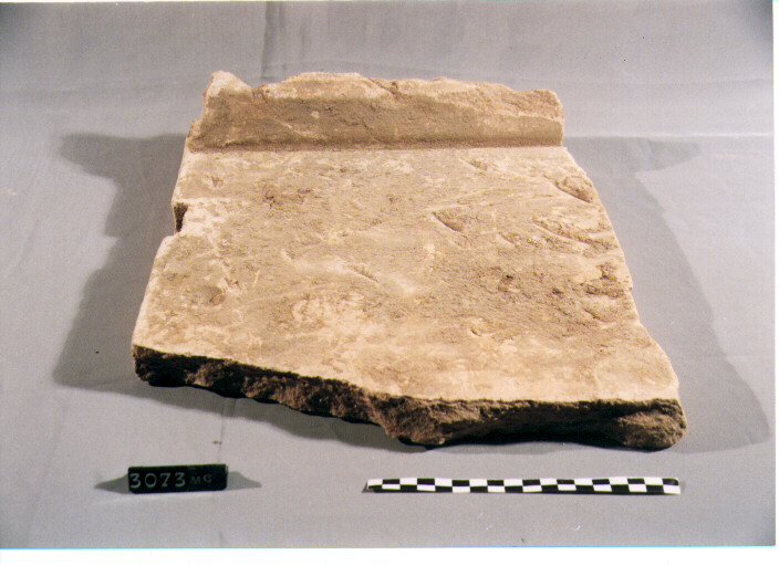 tegola/ frammento (secc. IV/ III a.C)