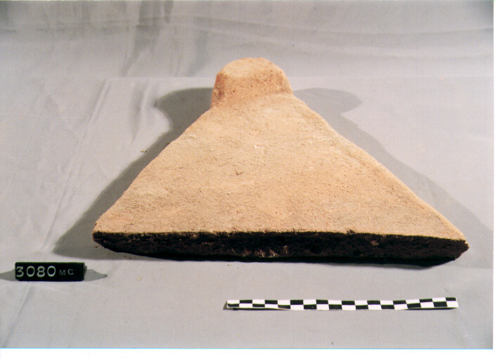 tegola/ frammento (secc. IV/ III a.C)