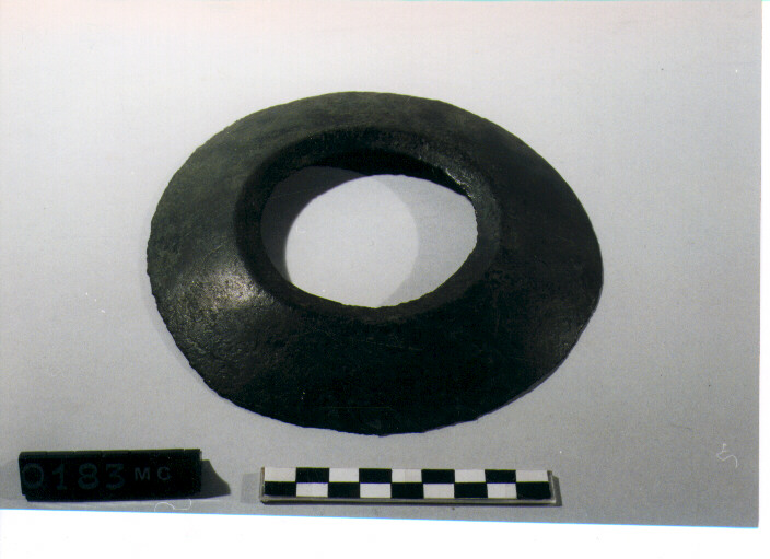 ANELLO DI DISCO COMPOSITO - CULTURA TOMBE A FOSSA (SECC. IX/VIII A.C)