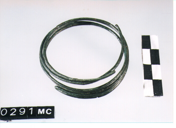 ARMILLA, DE LA GENIERE, TIPO TORANO - CULTURA TOMBE A FOSSA (SECC. IX/VIII A.C)