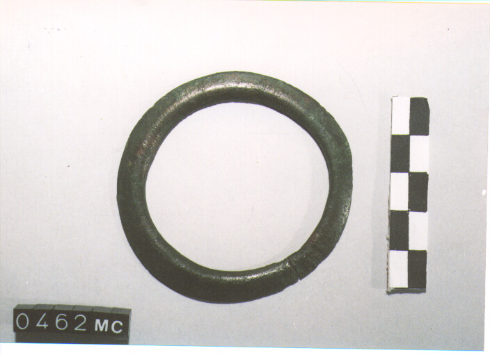 ANELLO - CULTURA TOMBE A FOSSA (SECC. IX/VIII A.C)