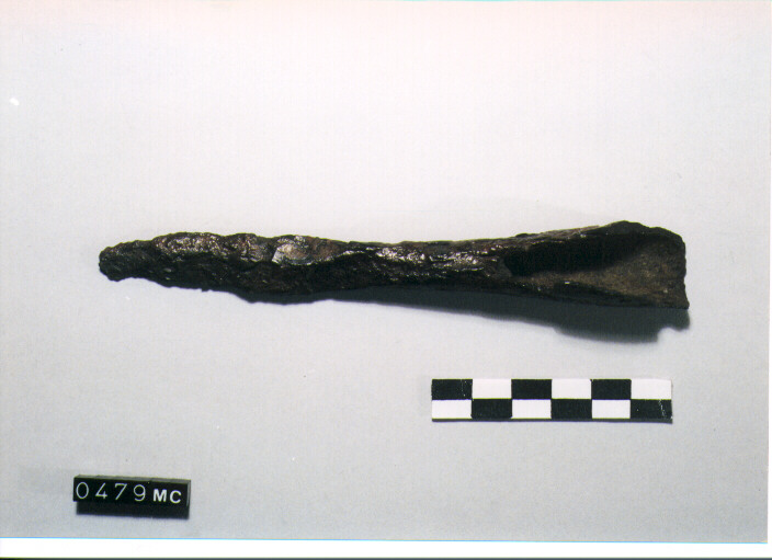 PUNTA DI GIAVELLOTTO - CULTURA TOMBE A FOSSA (SECC. IX/ VIII A.C)