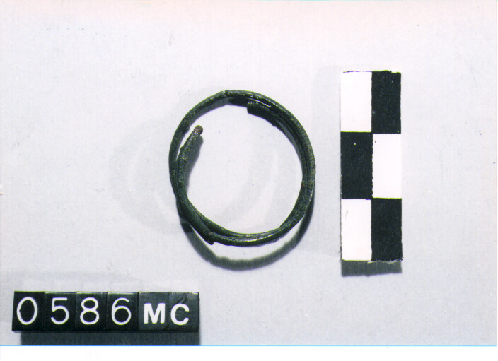 SPIRALE - CULTURA TOMBE A FOSSA (SECC. IX/VIII A.C)