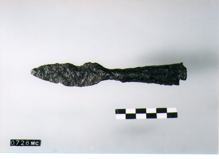 PUNTA DI LANCIA - CULTURA TOMBE A FOSSA (SECC. IX/VIII A.C)