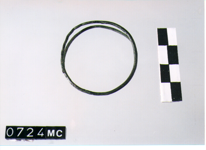 ARMILLA - CULTURA TOMBE A FOSSA (SECC. IX/VIII A.C)