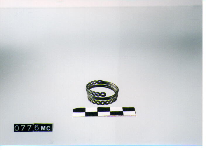 ARMILLA - CULTURA TOMBE A FOSSA (SECC. IX/VIII A.C)