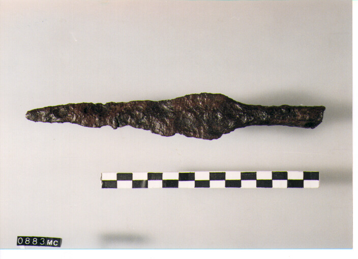 PUNTA DI LANCIA - CULTURA TOMBE A FOSSA (SECC. IX/VIII A.C)