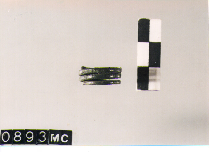 SPIRALE - CULTURA TOMBE A FOSSA (SECC. IX/VIII A.C)