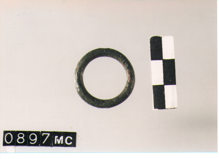 ANELLO DA SOSPENSIONE - CULTURA TOMBE A FOSSA (SECC. IX/VIII A.C)