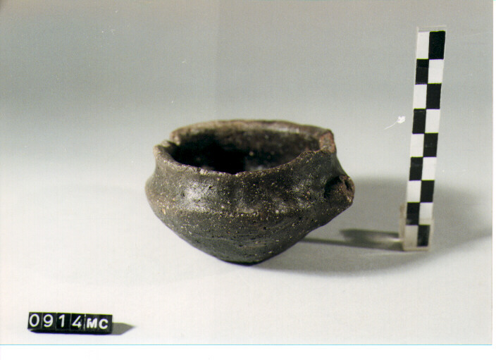 TAZZA - CULTURA TOMBE A FOSSA (SECC. IX/VIII A.C)