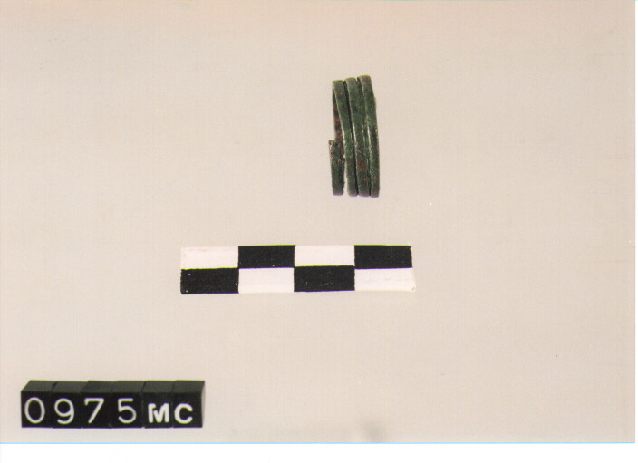 SPIRALE - CULTURA TOMBE A FOSSA (SECC. IX/VIII A.C)