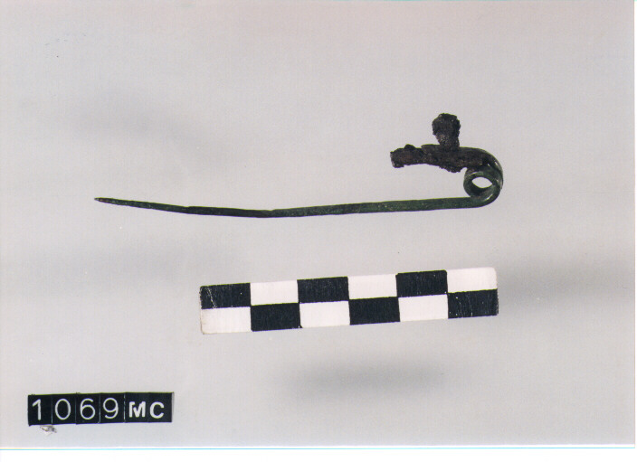 FIBULA - CULTURA TOMBE A FOSSA (SECC. IX/VIII A.C)