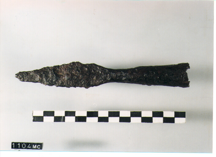 PUNTA DI LANCIA - CULTURA TOMBE A FOSSA (SECC. IX/VIII A.C)