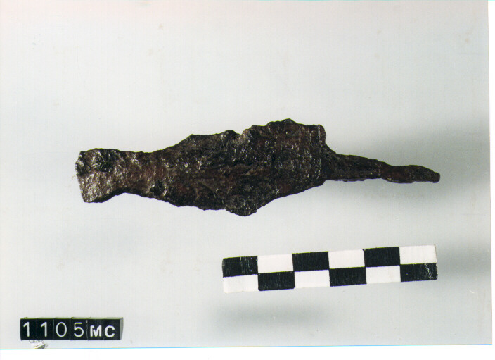 COLTELLO A CODOLO - CULTURA TOMBE A FOSSA (SECC. IX/VIII A.C)