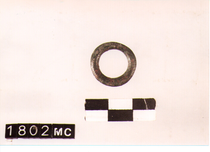 ANELLO DA SOSPENSIONE - CULTURA TOMBE A FOSSA (SECC. IX/VIII A.C)