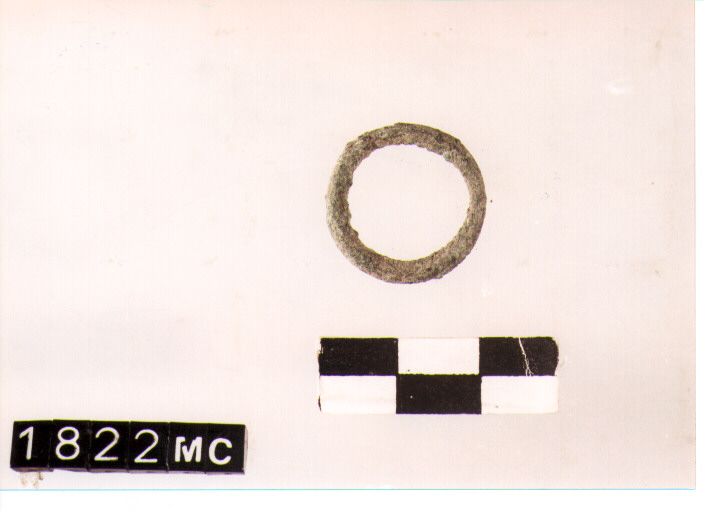 ANELLO DA SOSPENSIONE - CULTURA TOMBE A FOSSA (SECC. IX/VIII A.C)