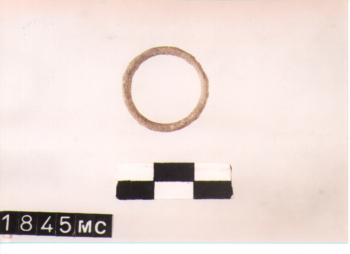 ANELLO DA SOSPENSIONE - CULTURA TOMBE A FOSSA (SECC. IX/VIII A.C)