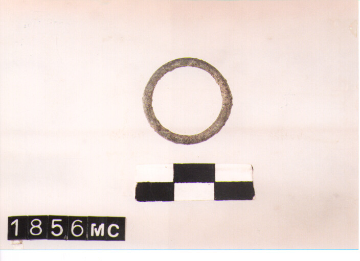 ANELLO DA SOSPENSIONE - CULTURA TOMBE A FOSSA (SECC. IX/VIII A.C)