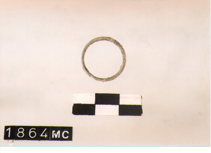 ANELLO DA SOSPENSIONE - CULTURA TOMBE A FOSSA (SECC. IX/VIII A.C)