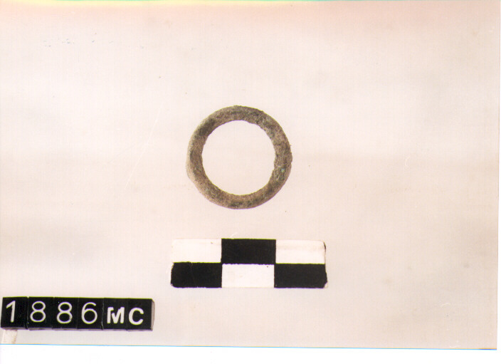 ANELLO DA SOSPENSIONE - CULTURA TOMBE A FOSSA (SECC. IX/VIII A.C)