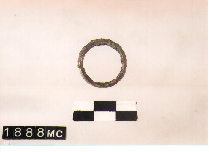 ANELLO DA SOSPENSIONE - CULTURA TOMBE A FOSSA (SECC. IX/VIII A.C)