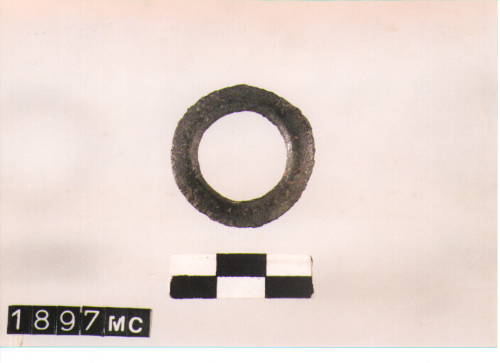 ANELLO DA SOSPENSIONE - CULTURA TOMBE A FOSSA (SECC. IX/VIII A.C)