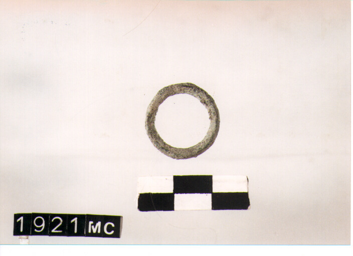 ANELLO DA SOSPENSIONE - CULTURA TOMBE A FOSSA (SECC. IX/VIII A.C)