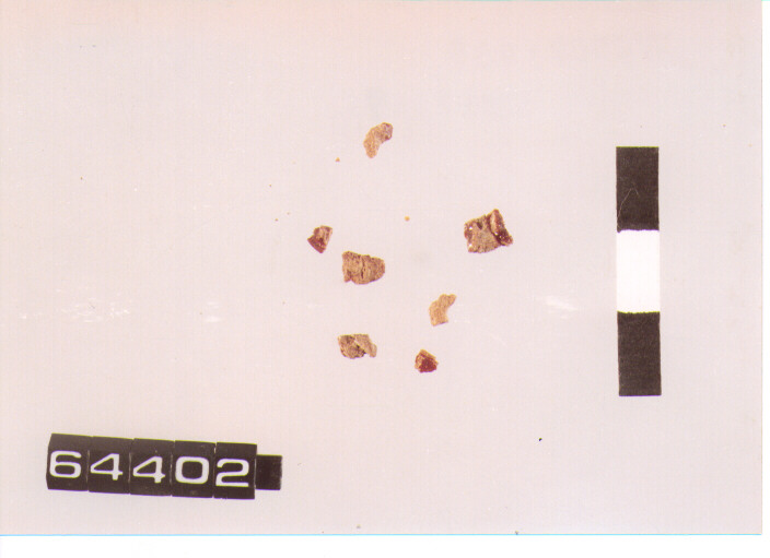 perla/ frammento (secc. VIII/ VII a.C)