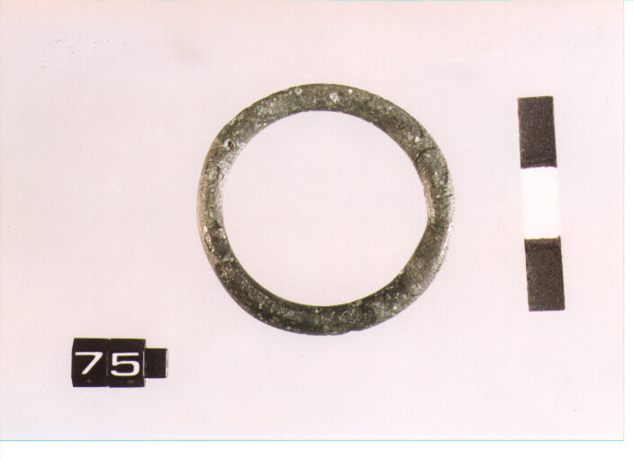 ANELLO (SECC. IX/VIII A.C)