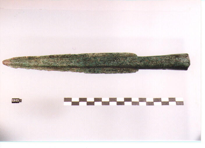 PUNTA DI LANCIA (SECC. IX/VIII A.C)