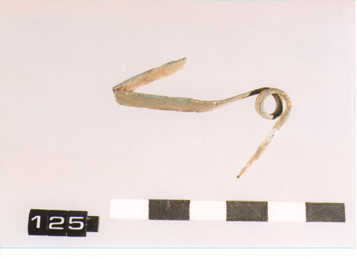 fibula/ frammento (SECC. IX\VIII A.C)