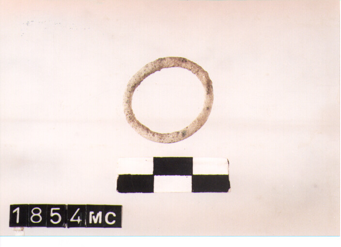 ANELLO DA SOSPENSIONE - CULTURA TOMBE A FOSSA (SECC. IX/VIII A.C)