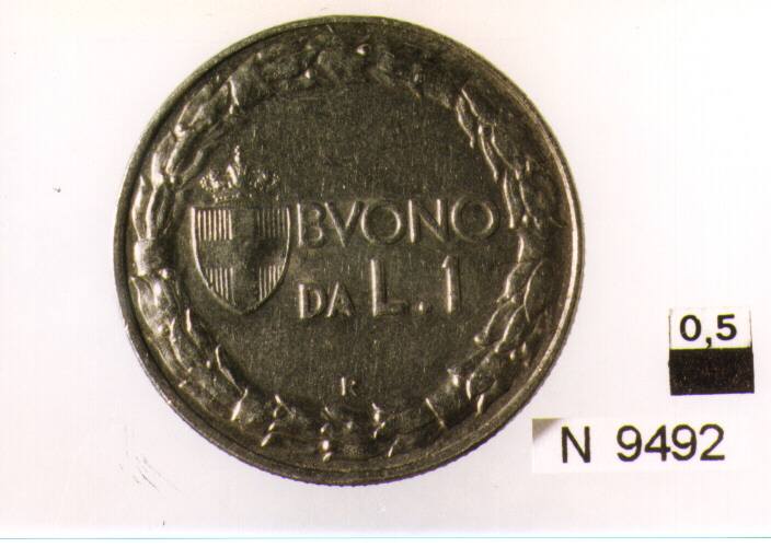 R/ Italia drappeggiata seduta a sinistra con ramo d'olivo e vittoria; V/ stemma coronato a sinistra entro corona (moneta, una lira) 